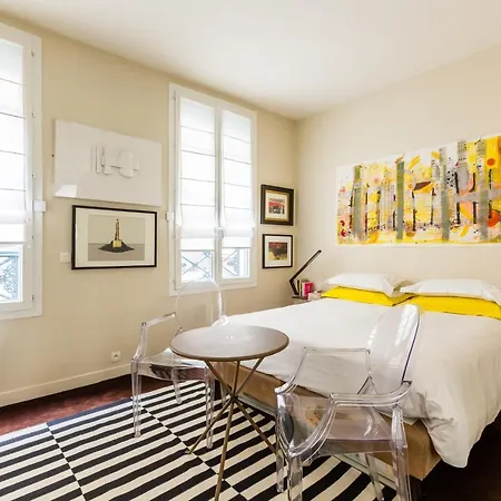 Veeve - By Pont Neuf Apartment
